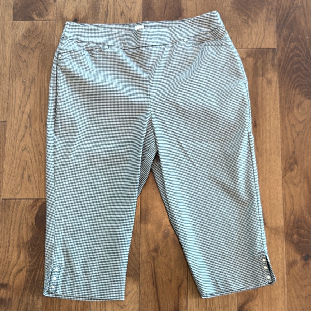 Christopher & Banks Signature Slimming Checkered Cropped Pants Size 12P